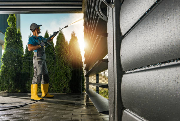 Best Deck Pressure Washing  in Norco, CA
